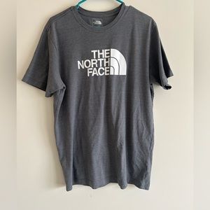 Men’s North face logo Slim fit Tee shirt - Gray - size XL - great condition